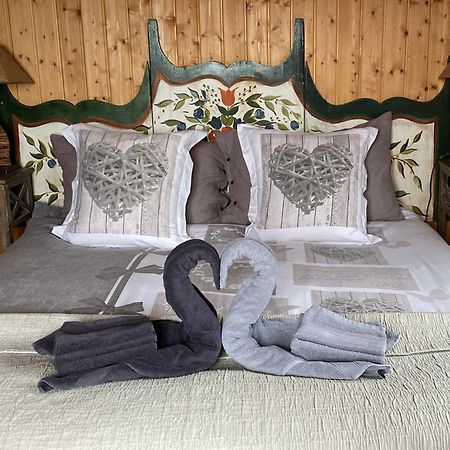 La Demeure Des Elfes Bed & Breakfast Albinen Exterior photo